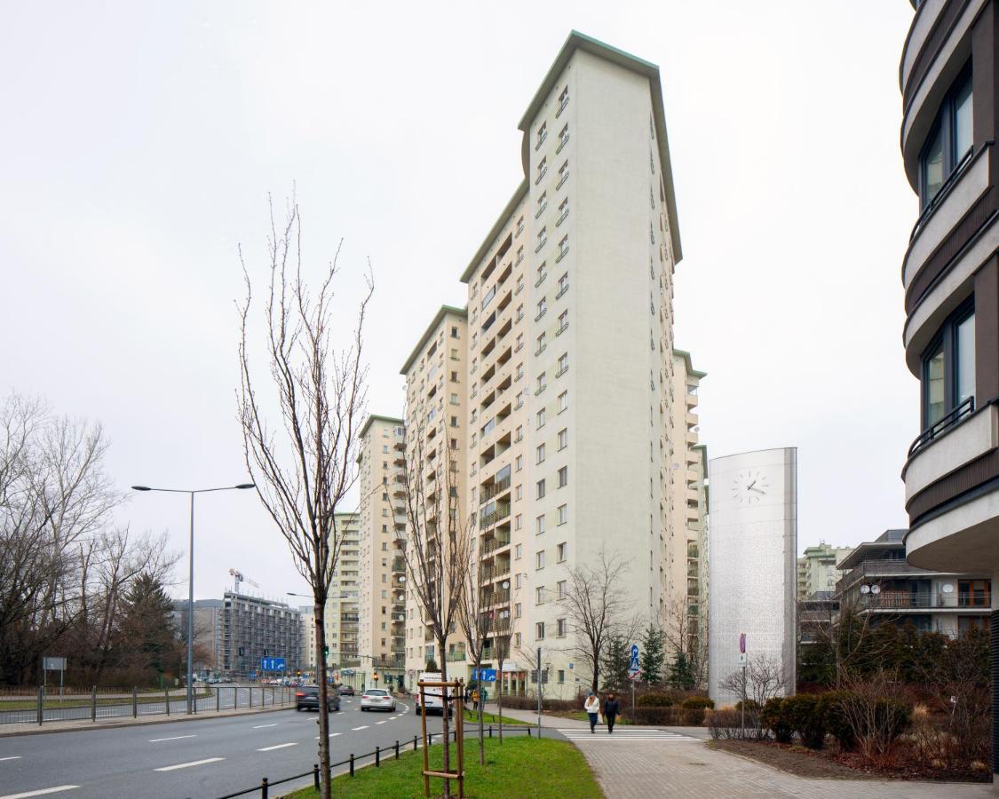 Warsaw-Aparts Bukowinska 8 Luaran gambar